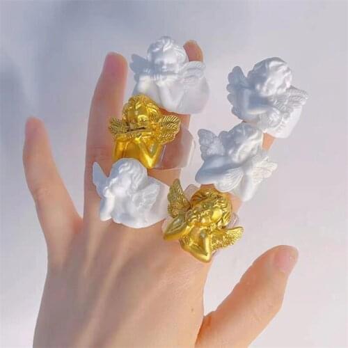 2021 Newest Trendy Diy Luxury Dyeing Sculpture People Angel Baby White Acrylic Resin Ring For Women Girl Lucky Jewelry Punk Boho