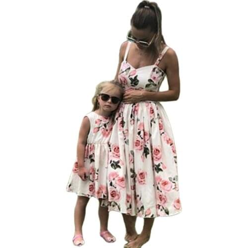 Mommy And Me Clothes 2021 Summer Floral Mother Daughter Strap Dresses White/Balck Family Look Mom And Daughter Matching Outfits