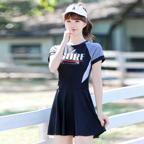 Sports swimsuit female split belly show thin conservative student Korean version of the class skirt swimwear hot spring small