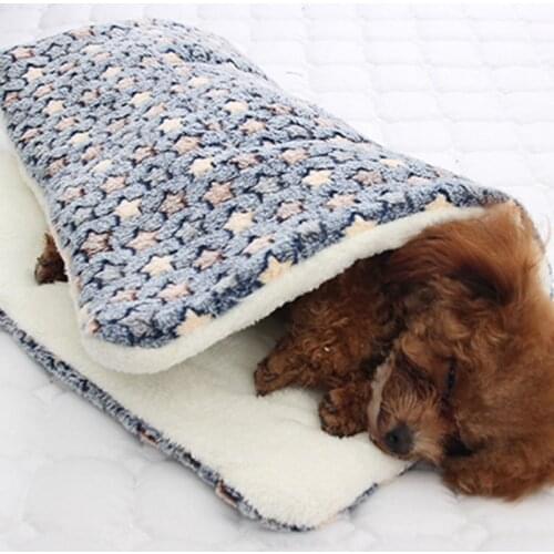 3 Sizes Cute Star Footprint Printed Floral Pet Sleep Warm Paw Print Towl Dog Cat Puppy Fleece Soft Dog Blanket Pet Dog Beds Mat