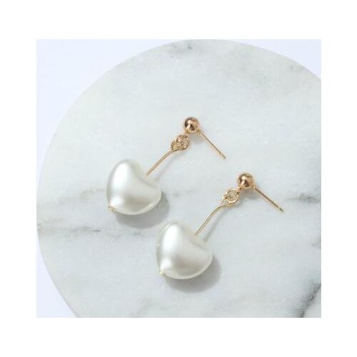New fashion Retro girl heart Harajuku frosted imitation pearl peach heart-shaped love earrings