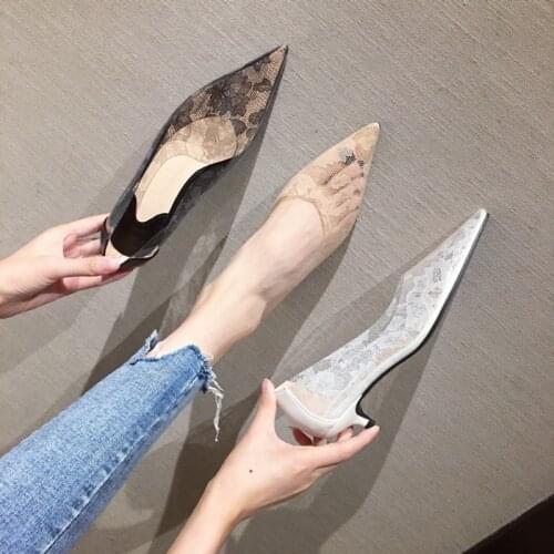 Fashion Pointed Toe Pumps Transparent Lace Flower Patterned Thin Low Heels Slip On Casual Womens Shoes Single Pumps Loafers