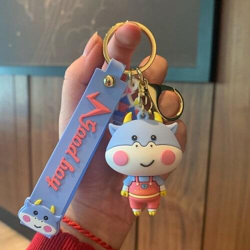 Creative Smile Calf Metal Keychain Pink Yellow Blue Purple Pendant Cute Bag Car Keyring Jewelry Lanyard Men Women Couple Gift