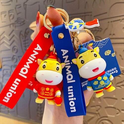 2021 Cute Cow Doll Keychain Lovely Cartoon Lion Dairy Car Keychain Girl Bag Pendant Accessories Lovers New Year Gifts