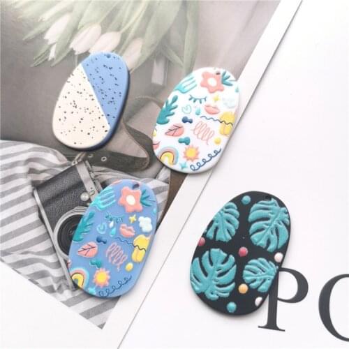 Retro style 30pcs/lot Relief effect cartoon flowers pattern geometry irregular ovals shape acrylic beads diy jewelry accessory