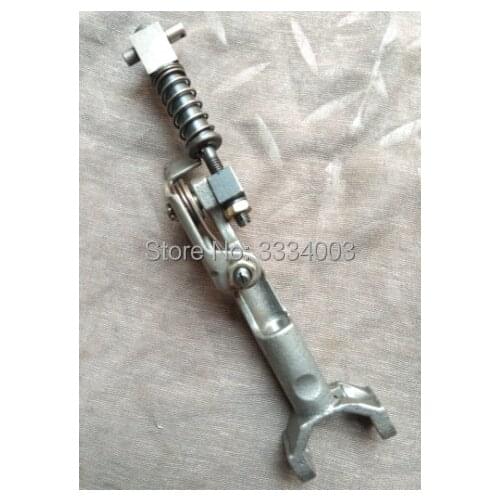 Flying hammer pump shell supporting bracket for P7100 PW2000 pump, diesel pump repair kits