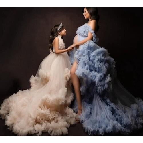 Pretty Mother And Daughter Puffy Tulle Dress To Photo Shoot V-neck Backless Tiered Ruffles Mom And Kids Gowns Front Split