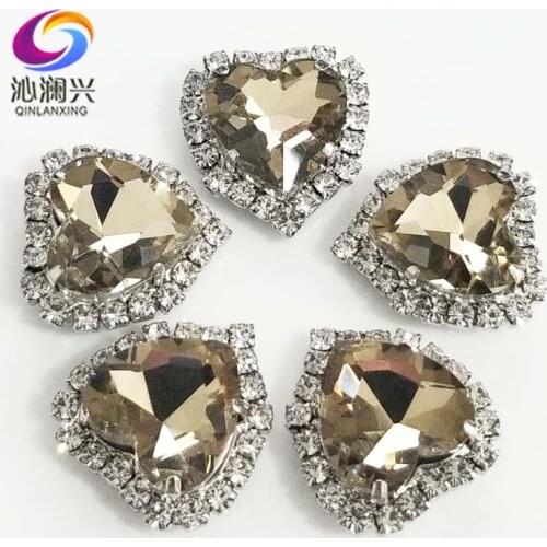 Factory sales heart shape Light coffee high-quality Crystal glass buckle,silver base sew on rhinestones Diy/jewelry accessories
