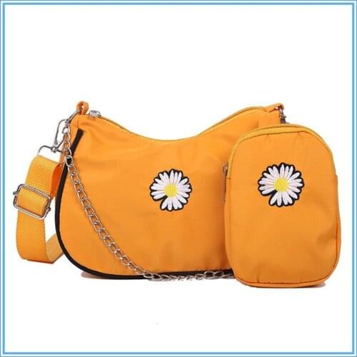 Womans Nylon Shoulder Bags Daisy Flower Underarm Bag Composite Set With Card Holder Female Daily Crossbody Chain Purse SMT226