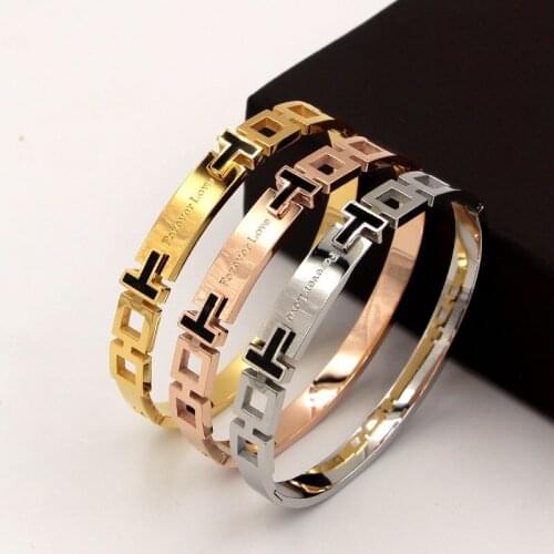 Pierced Black Double T English Hidden Buckle Bracelet Hipster All-Match Fashion Titanium Steel Jewelry