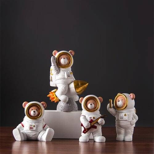 Nordic Creative Resin Astronaut Space Bear Living Room Wine Cabinet Study Home Birthday Gift Decoration Arts and Crafts