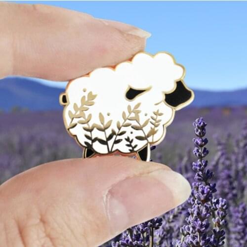 Cute Cartoon Floral Sheep Brooch Pins Enamel Metal Badges Lapel Pin Brooches Jackets Jeans Fashion Jewelry Accessories