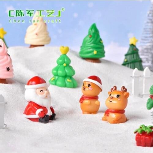 ZOCDOU 1 Piece Cartoon Christmas Tree Fawn Small Statue Little Figurine Crafts Figure Ornament Miniatures