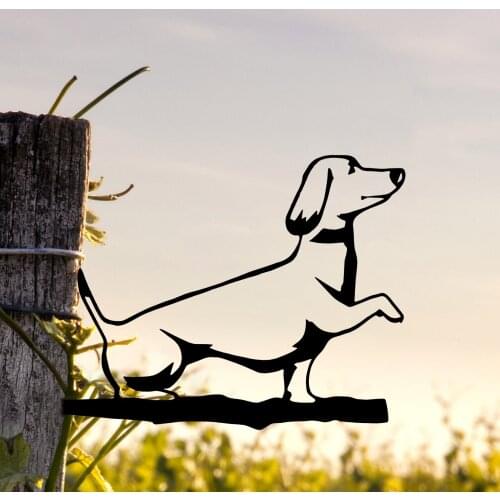 New Home Fashion Design Hollow Out Outdoor Metal Dog Steel Silhouette Steel Garden Patio Decoration Accessories Gifts