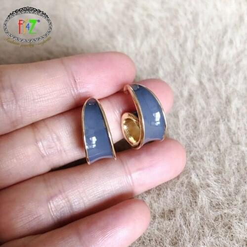 F.J4Z New Chic Earrings for Women Brand Curly Alloy Enamel Hoop Earring Minimalist Ladies Jewelry Gifts Dropship