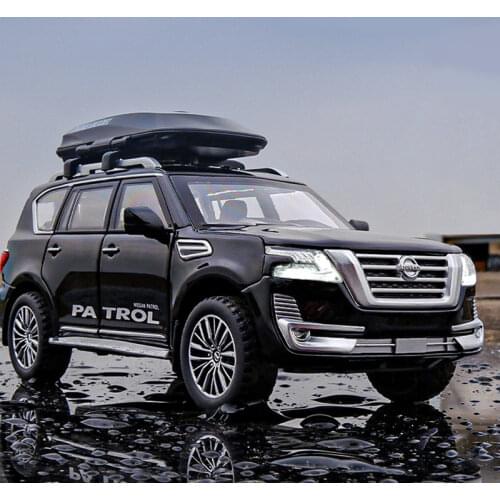 1:32 Nissan Patrol SUV Alloy Car Model Diecast Metal Simulation Toy Off-road Vehicle Model Collection Sound Light Childrens Gift