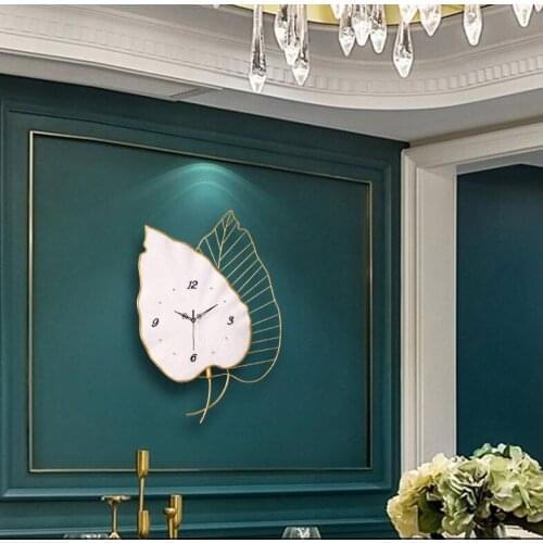 European Wrought Iron Leaf Wall Clocks Wall Decoration Home Livingroom Wall Hanging Crafts Lobby Club Porch Wall Mural Ornaments