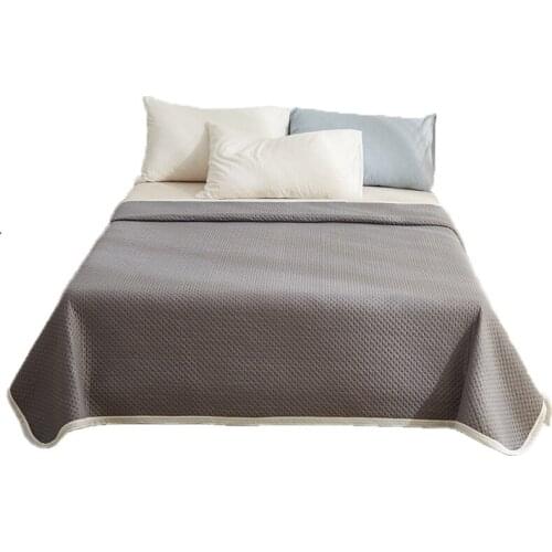 Summer Cooling Towel Blanket Soft Bedspread Sofa Rugs Breathable Air Conditioning Quilt Home Decor