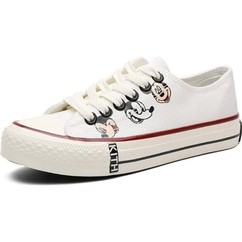 Disney new canvas white shoes Korean version wild baby girls Mickey Mouse graffiti student casual shoes