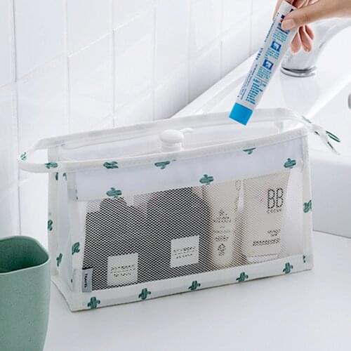 2019 Cute Cactus Oxford Waterproof Travel Organizer Cosmetic Bag New Fashion Makeup Bag Wash Toiletry Bag Organizer Beauty Case