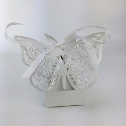 2018 New 50pcs/lots bride and groom wedding favor box candy box event party supplies wedding decoration wedding favors and gifts