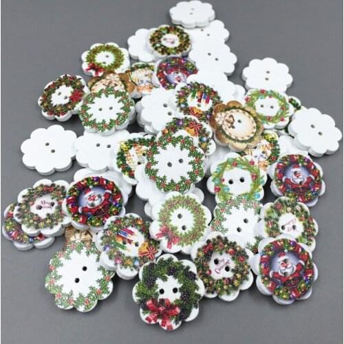 DIY 100pcs Christmas wreath Shape Wooden Sewing Buttons decoration Scrapbooking 20mm