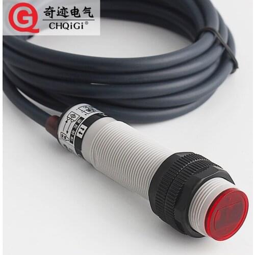 Infrared diffuse reflection photoelectric switch E3FT-DS30NA detects black transparent object induction sensor M18