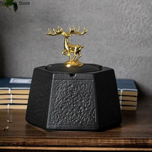 Creative Elk Black Pottery Ashtray Household Covered Anti-fly Ash Ashtray Living Room Desktop Decoration Accessories Ashtray