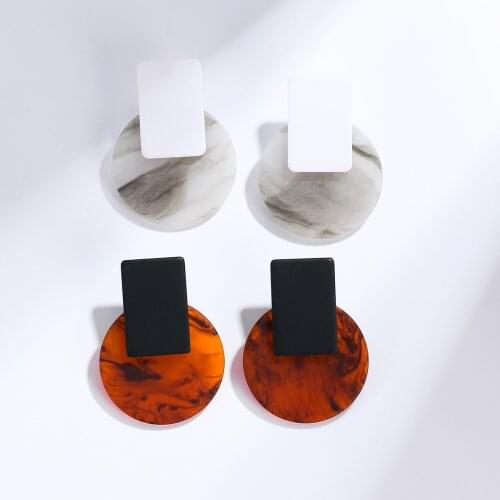 Lifefontier Vintage Round Acrylic Drop Earrings for Women Brown White Resin Geometric Dangle Earrings Korean Fashion Jewelry