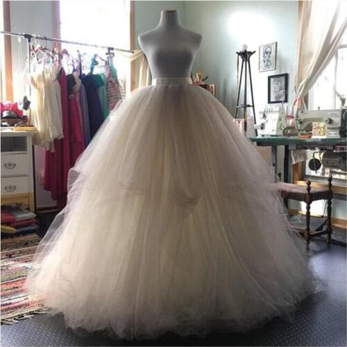 Vintage Long Soft Tulle High Waist Wedding Skirts Custom Made Fashion Puffy Floor Length Ball Gown Bridal Skirts Maxi Skirts