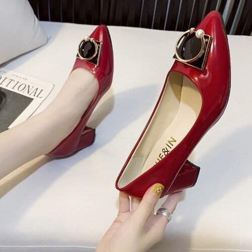 Fashion Ladies High Heels Patent Leather Single Shoes Ladies Dress Shoes Thick Heels Pointed Toe Ladies High Heels Women Shoes