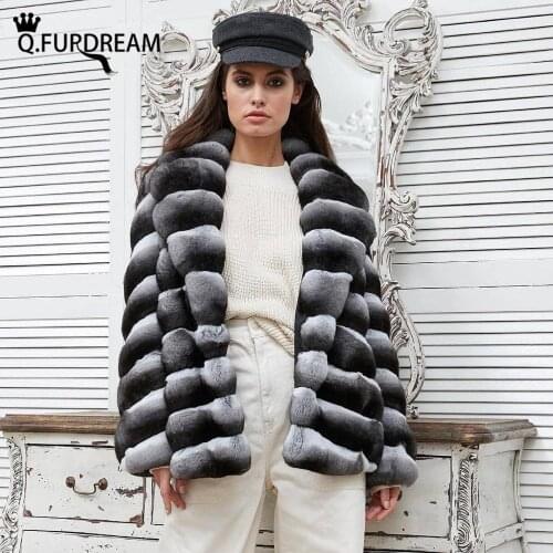 Q.FURDREAM Winter Fashion Rex Rabbit Fur Coat Whole Skin Genuine Rex Rabbit Fur Jacket Chinchilla Color Fur Thick Warm Overcoats