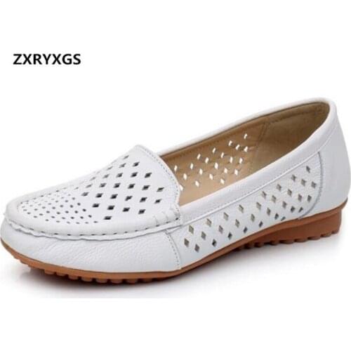 2021 New Famous Shallow Mouth Round Head Soft Hollow Genuine Leather Sandals Flat Shoes Plus Size Casual Shoes Fashion Sandals