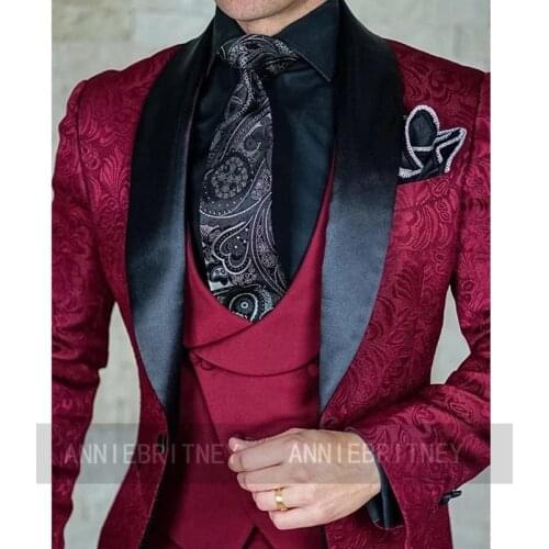 2021 New Fashion Burgundy mens Three-piece Suits Slim Fit Men Wedding Tuxedo Business Dinner Jacket Tailored Blazer Pants Set