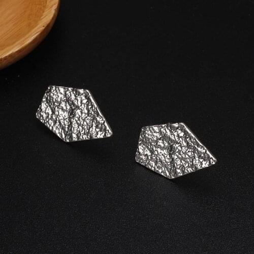 Korean Clip On Earrings Men Colored Hammered Metal Clip Earrings With No Piercing Unique Statement Gothica Jewelry