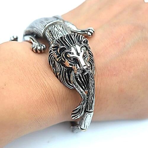 Outdoor EDC Titanium Steel Lion Bracelet Multi-function Tool Domineering Mens Punk Locomotive Personality Animal Jewelry