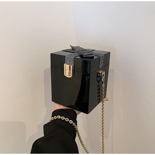 Elegant Bow Pvc Handbag Luxury Acrylic Metal Chains Women Designer Box Party Bags 2021 Beautiful Party Evening Totes Lady Purses