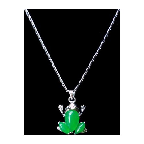 Naturel vert Jade grenouille pendentif breloque collier bijoux accessoires de mode sculpté à la main homme ahd femme chance amul