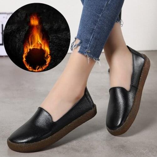 2019 winter fashion new Genuine Leather women flats shoes Plush casual Slip On Loafers shoes for women mocasines plus size 43
