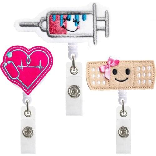 1PCS Cute Retractable Nurse Badge Reel Clip Badge Holder Students Doctor ID Card Holder Needle Organ Heart Pattern