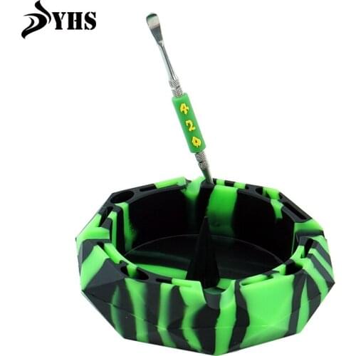 1 Pc Black Green Round Silicone Ashtray Heat Resistant + 1 Pc Metal Oil and Wax Dab Tool Smoking Cleaning Tools