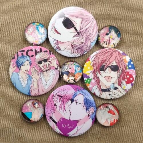 2 Pcses Anime Yarichin Bitch-bu Club Ayato Yuri YUI TAMURA Icon Badge Time Gem Backpacks Brooch Girl Women Men Breastpin WJCS-1