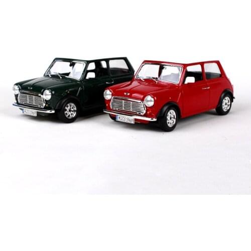 Bburago 1:24 Diecast Alloy Mini Cool Retro Classic Car Model Toy Adult Gift Ornaments Display Souvenir Show