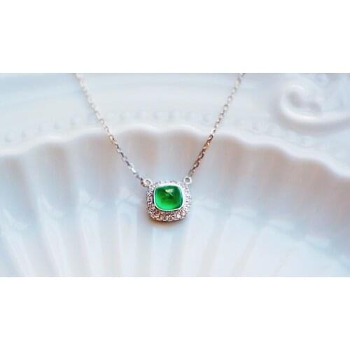 JHY Solid 18K White Gold 4.3mm Nature Green Emerald Gemstones Pendants Necklaces for Women Fine Jewelry for Women Gifts