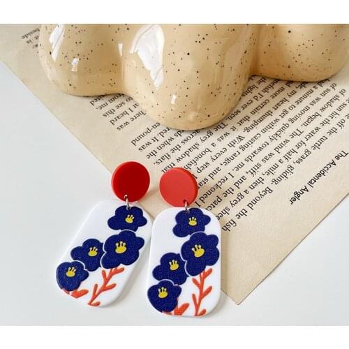 Painting Flower Earrings Women Unique Small Daisy Geometric Acrylic Earring For Summer Vintage Sweet Accessories Floral Jewelry
