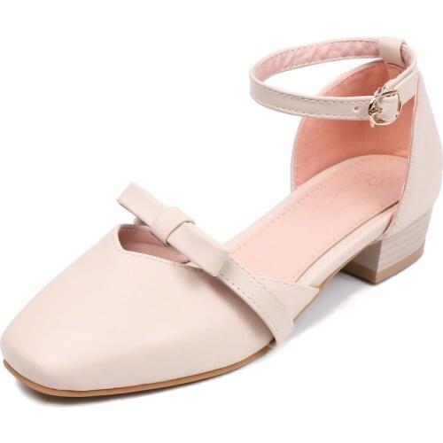In the female students in the summer of 2018 the new bow comfortable with party 43 yards hollow sandals with 33-18512
