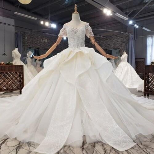 Luxury Beading Wedding Dress 2021 Lace Appliques Ball Gown Bride Gown Customed Vestidos De Noiva Princess Style Muslim