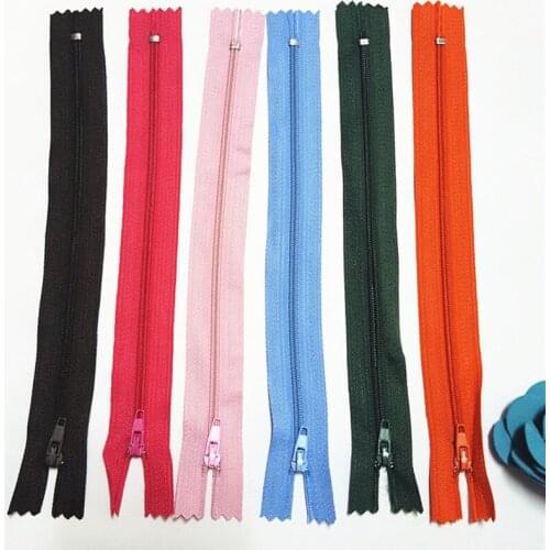 10pcs 23-51cm (9-20Inch) Nylon Coil Zippers Tailor Sewer Craft Crafters for 20 colors Sewing Garment Accessorie Crafts