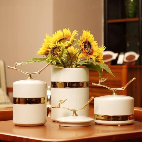 European Ceramic Gold-plated Vases Storage Tank Modern Luxury Living Room Flower Decoration Porcelain Flower Vases Wedding Gift