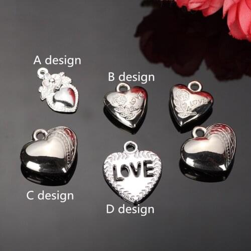 Xigracediy Heart Pendants
